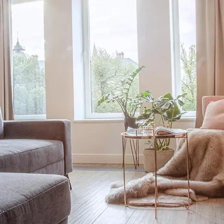 Black Pearl Apartment *